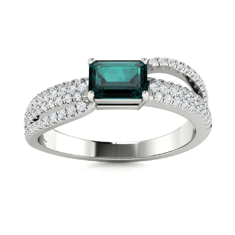 14KT Gold Emerald Cut Natural Alexandrite and Diamond Ring (Alexandrite 0.80 cts. White Diamonds 0.35 cts.)