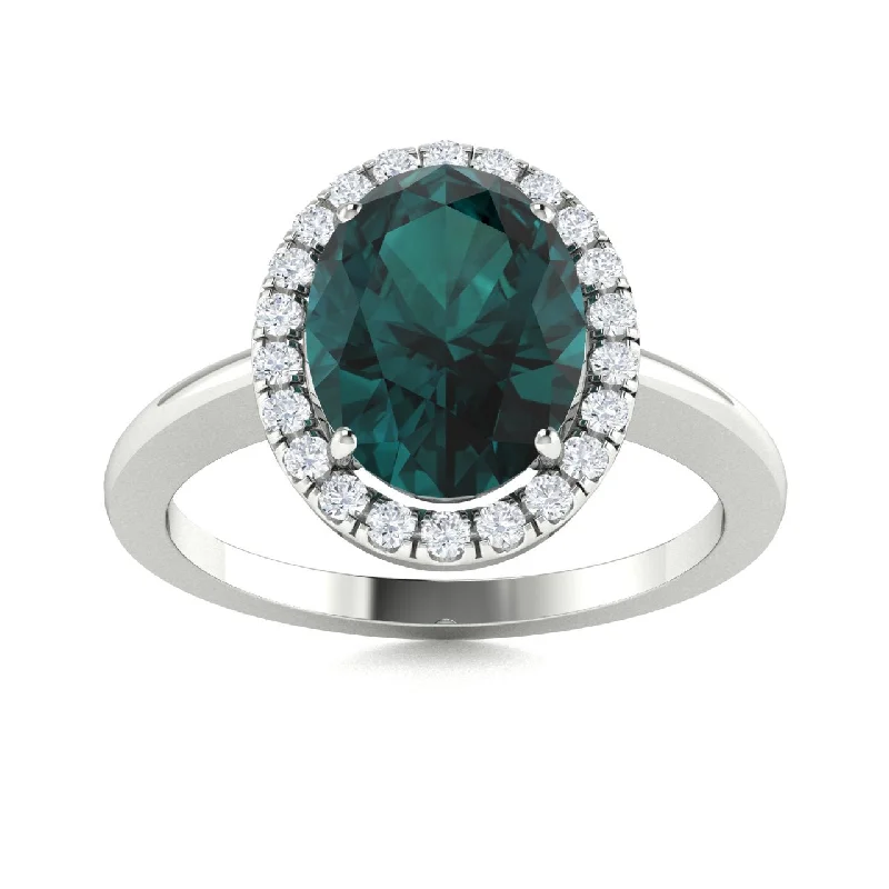 14KT Gold Oval Alexandrite and Diamond Ring (Alexandrite 0.92 cts. White Diamond 0.08 cts.)