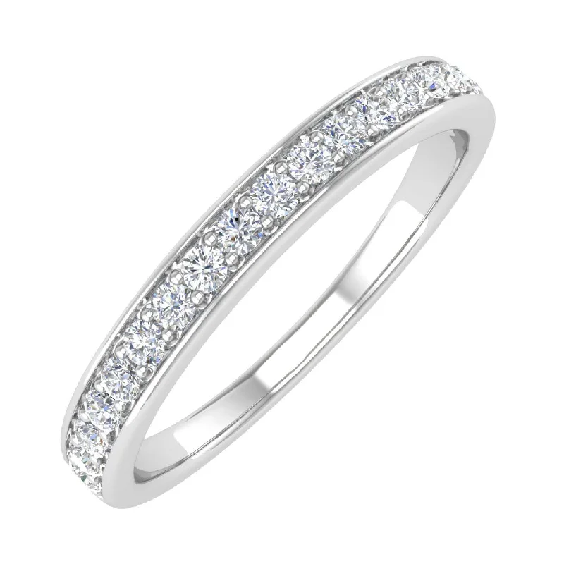 1/4 Carat Round Diamond Wedding Band Ring in Gold