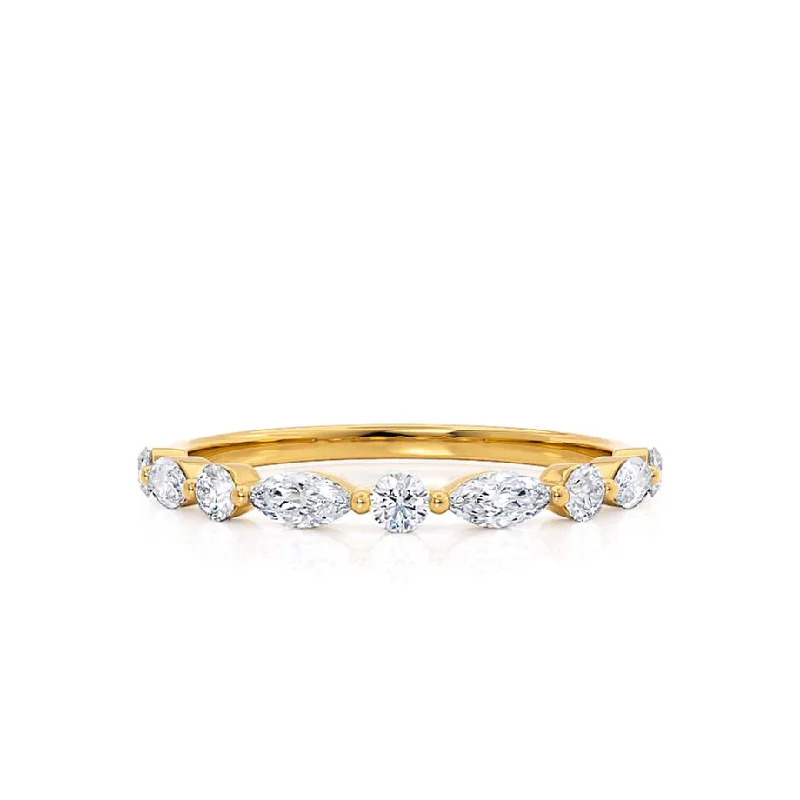 ALLURE LOVE-  18k Yellow Gold Scatter Eternity Ring